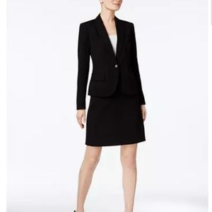 Anne Klein 2 pc Executive Collection Suit